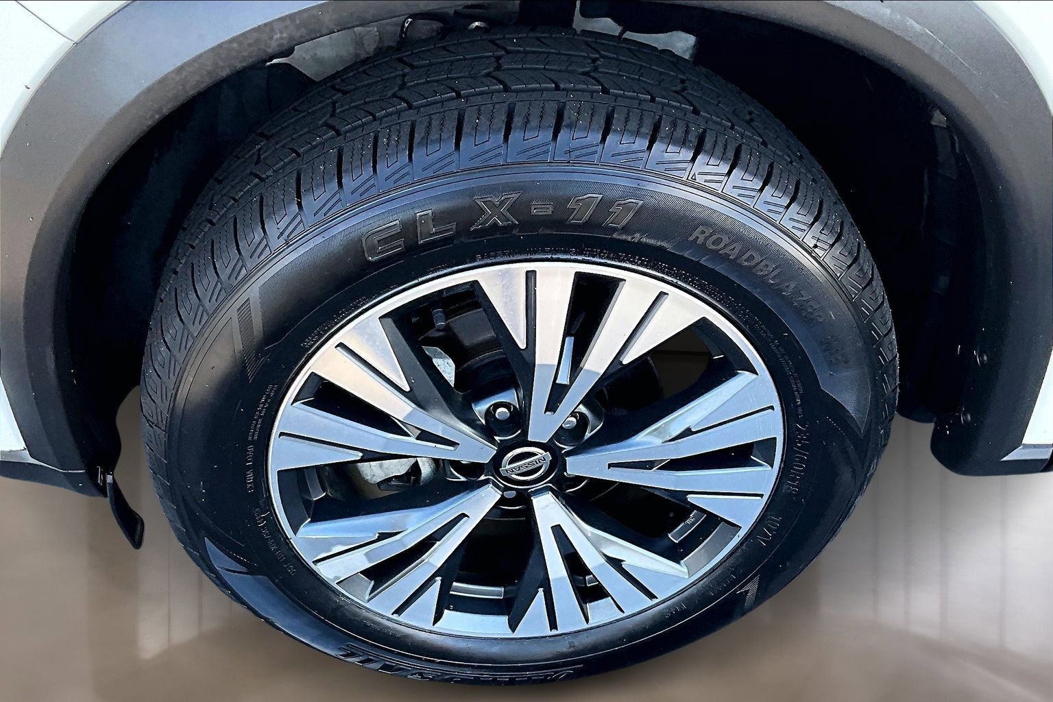 Used 2021 Nissan Rogue SV image 33