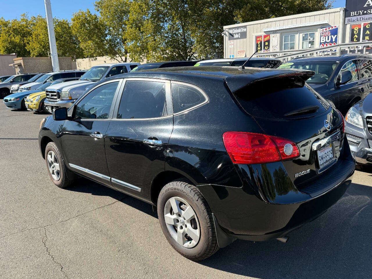 Used 2012 Nissan Rogue S FWD image 4