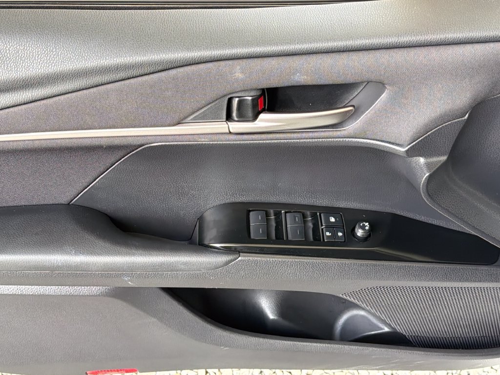 Used 2026 Toyota Camry LE FWD image 3