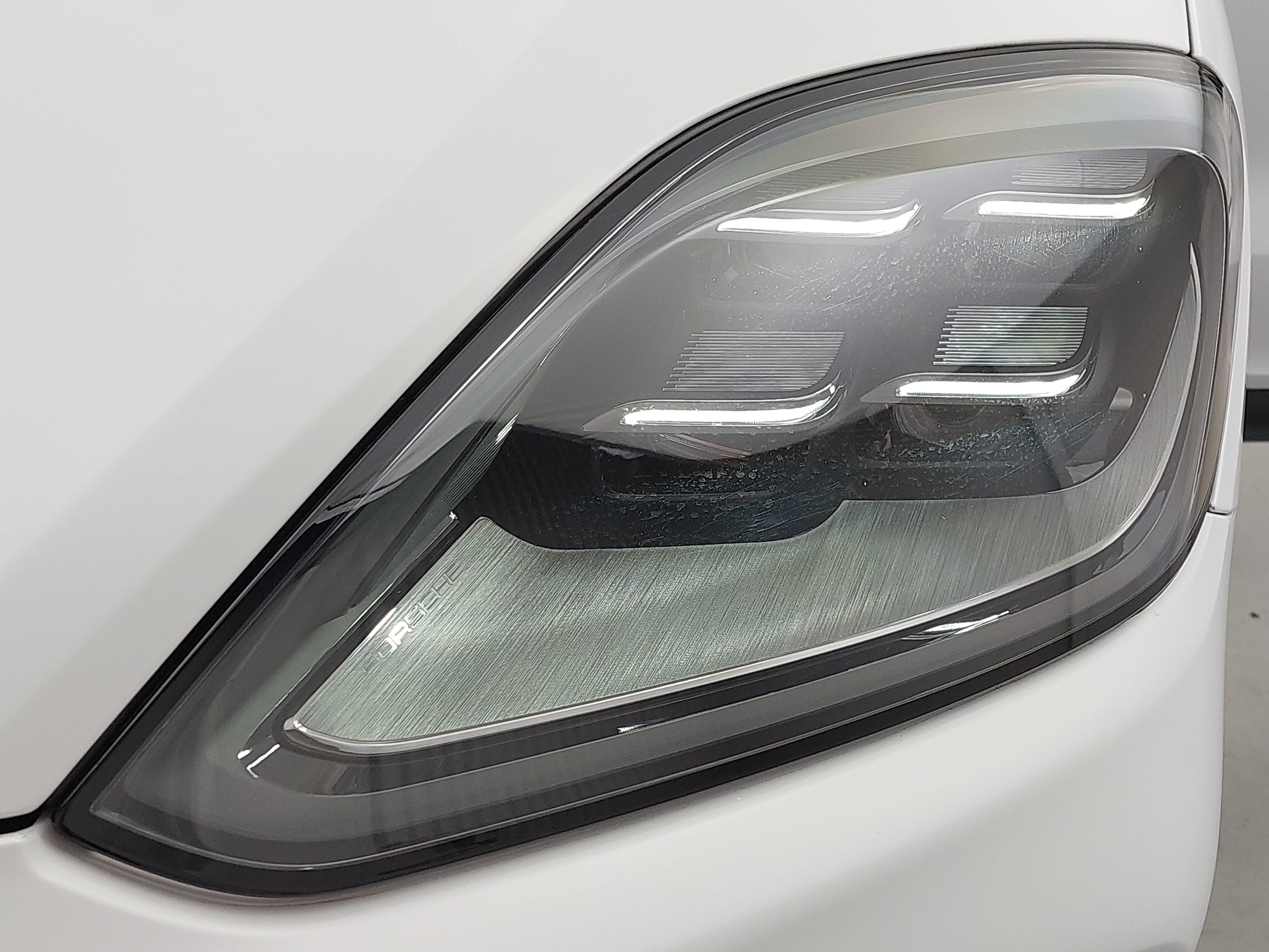 Certified 2026 Porsche Cayenne E-Hybrid Coupe AWD/4WD image 34