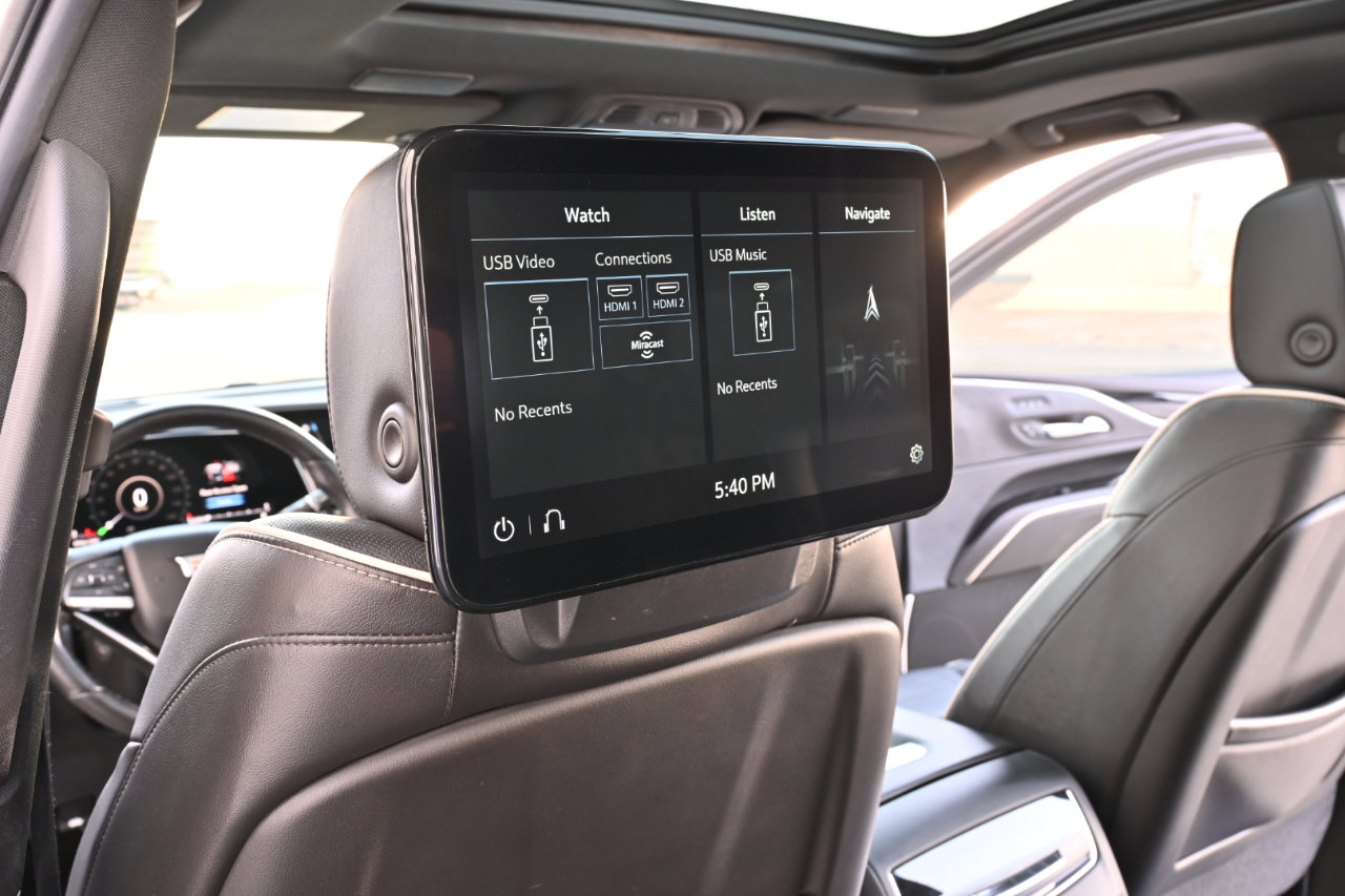 Used 2021 Cadillac Escalade ESV Sport w/ Driver Assist Tech Package RWD image 25