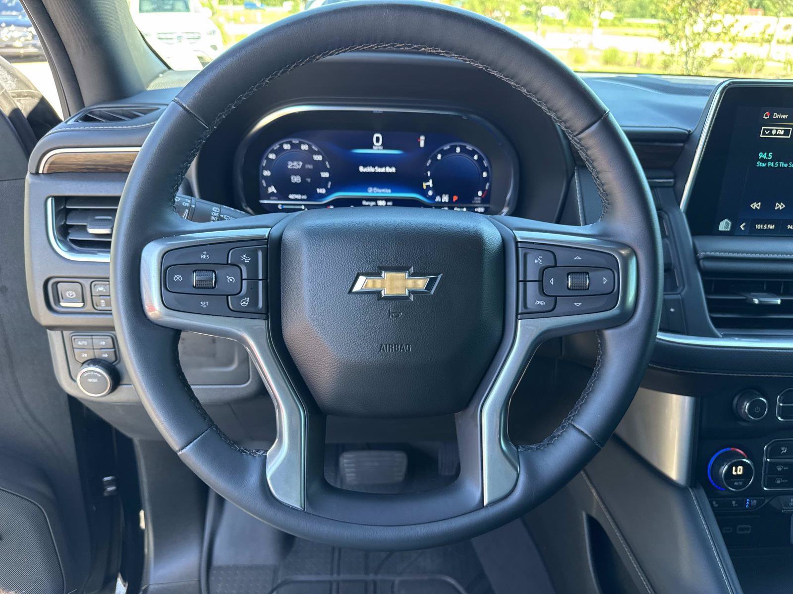 Used 2024 Chevrolet Tahoe Premier AWD/4WD image 26