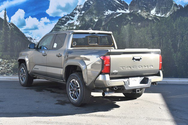 New 2025 Toyota Tacoma TRD Sport image 3