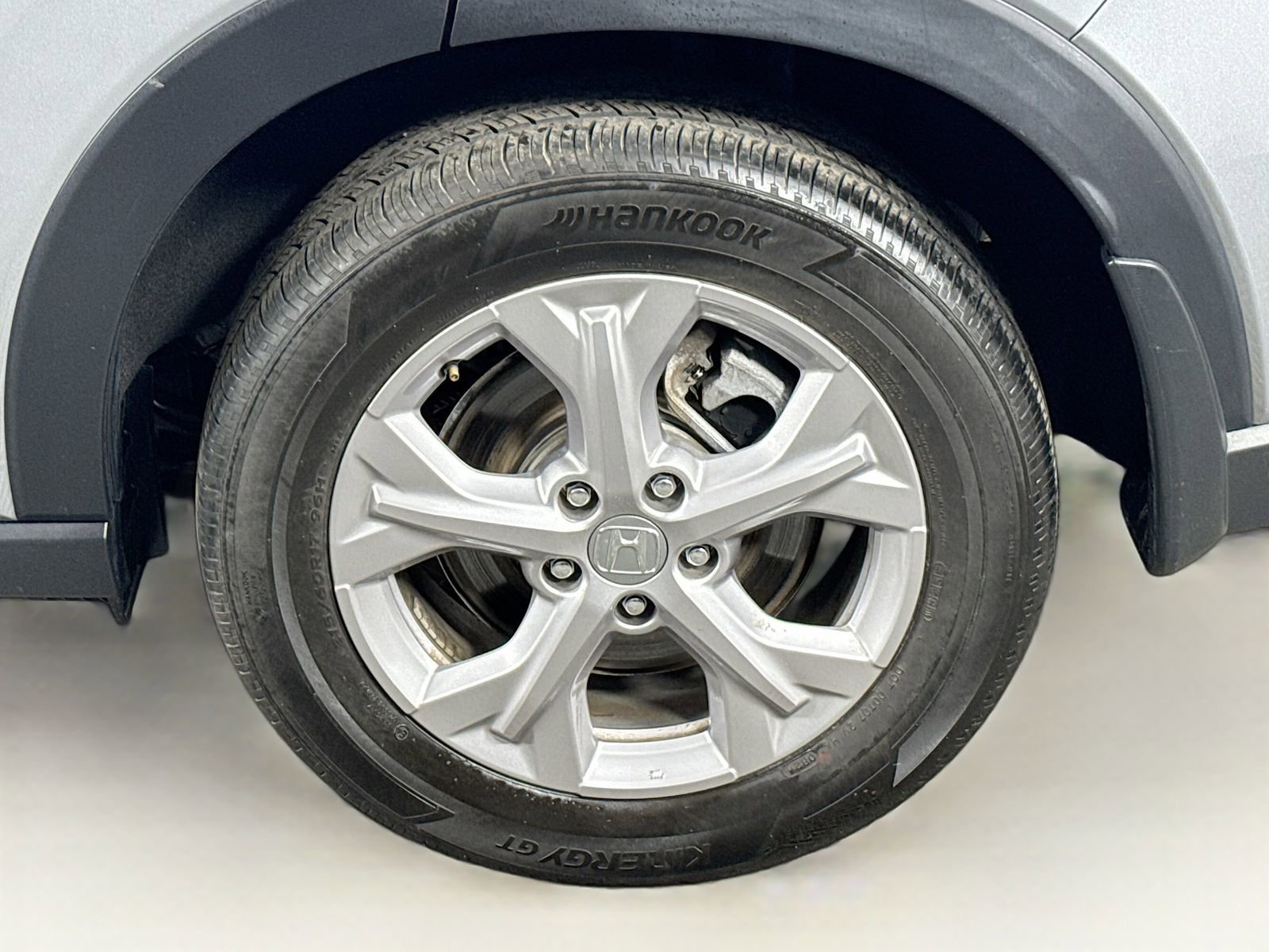 Used 2024 Honda HR-V LX image 9