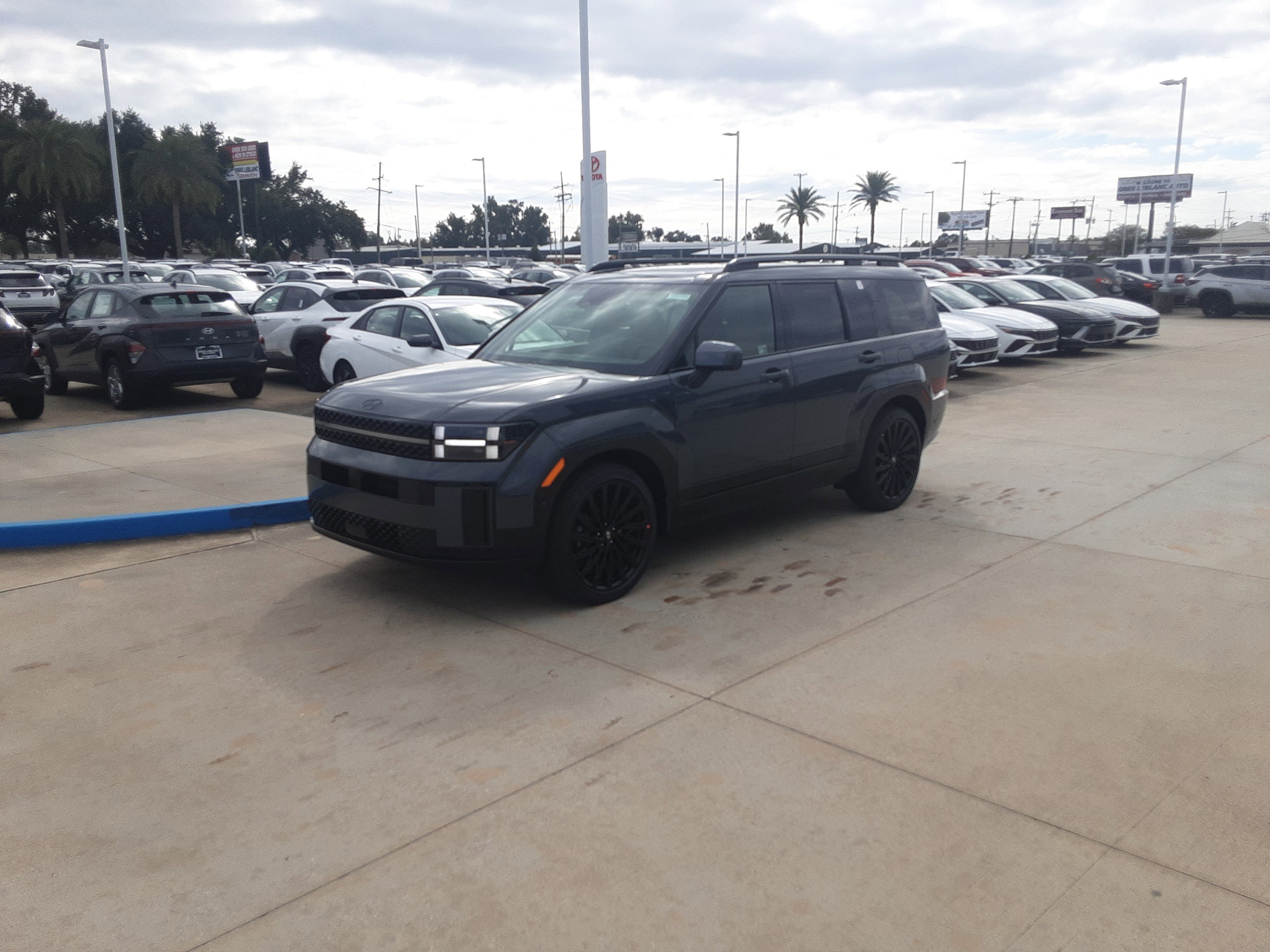 New 2026 Hyundai Santa Fe Calligraphy image 3