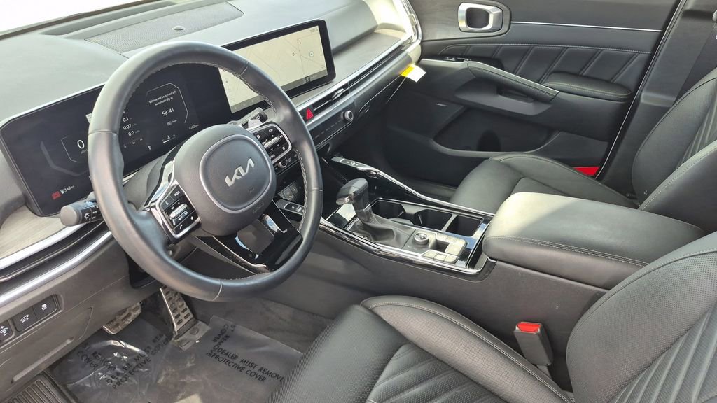 Used 2024 Kia Sorento SX Prestige image 11