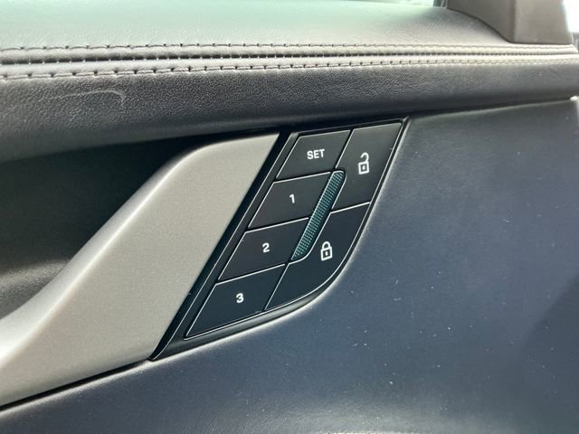 Certified 2025 Porsche 911 Carrera image 15