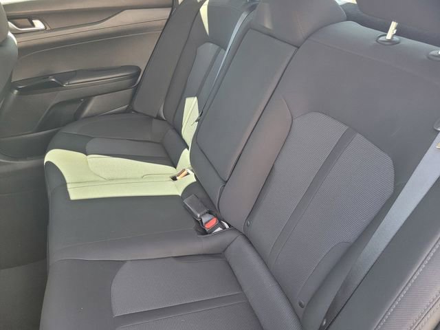 Used 2022 Kia K5 LXS image 13
