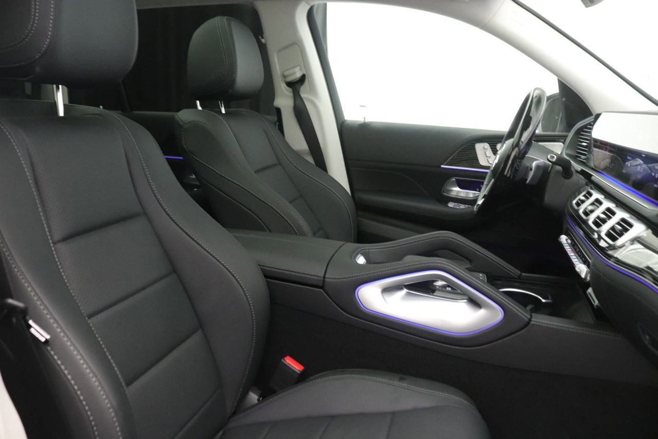 New 2026 Mercedes-Benz GLS 450 4MATIC image 9