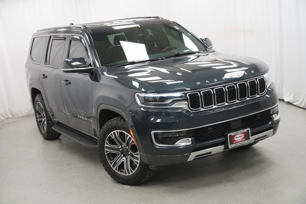 Certified 2022 Jeep Wagoneer Series III w/ Flexible Seating Group image 9