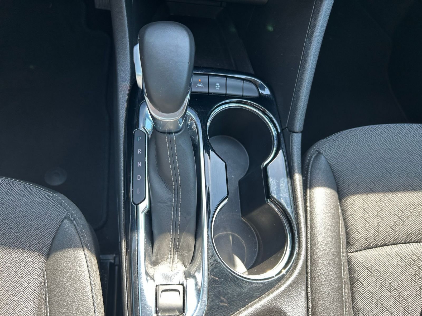 Used 2025 Buick Encore GX Preferred FWD image 36