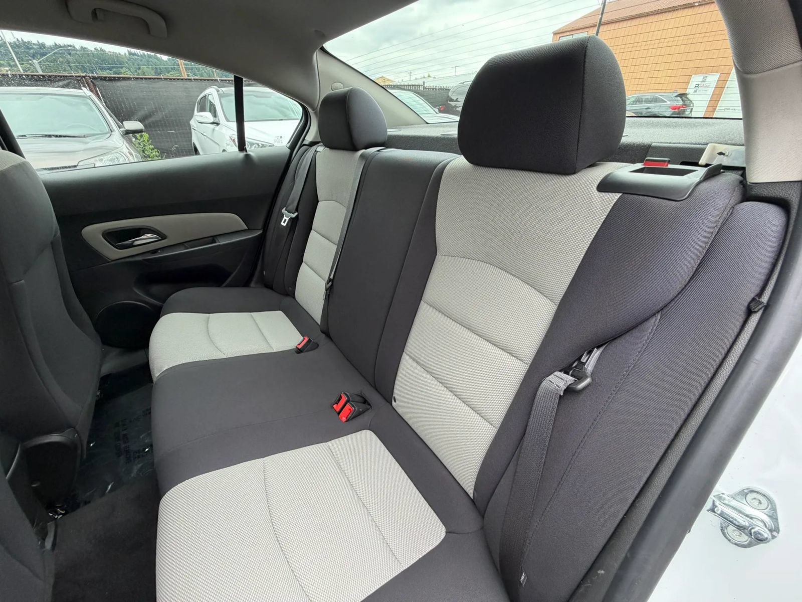Used 2016 Chevrolet Cruze LS FWD image 22