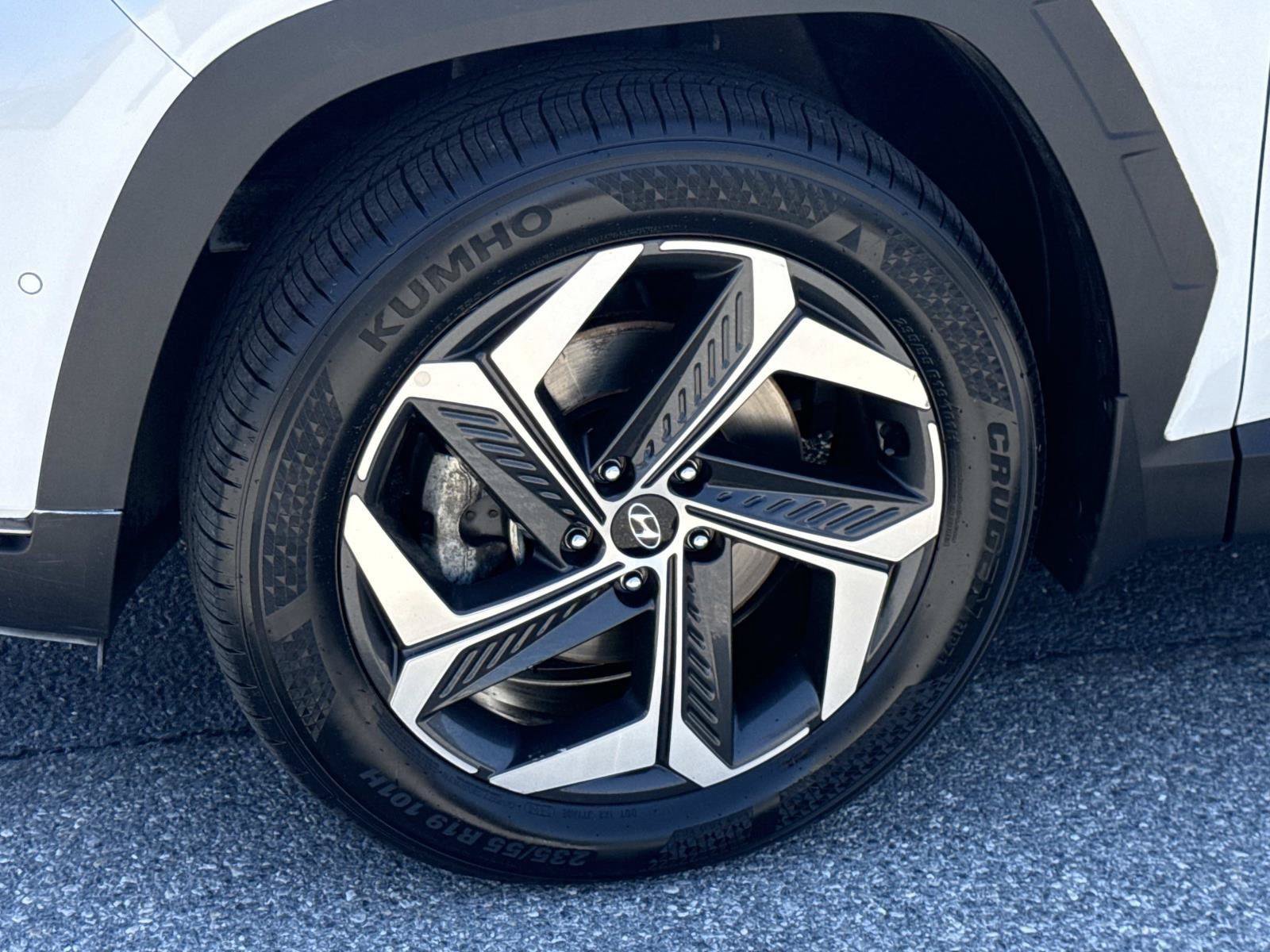 Used 2023 Hyundai Tucson Limited AWD/4WD image 30