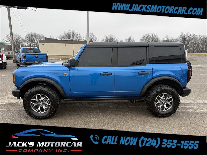 Used 2025 Ford Bronco Badlands image 11