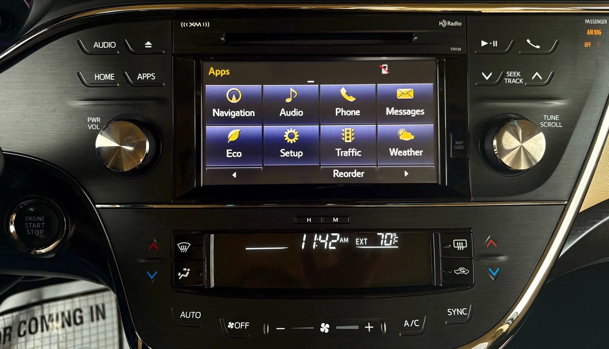 Used 2017 Toyota Avalon XLE Premium image 27