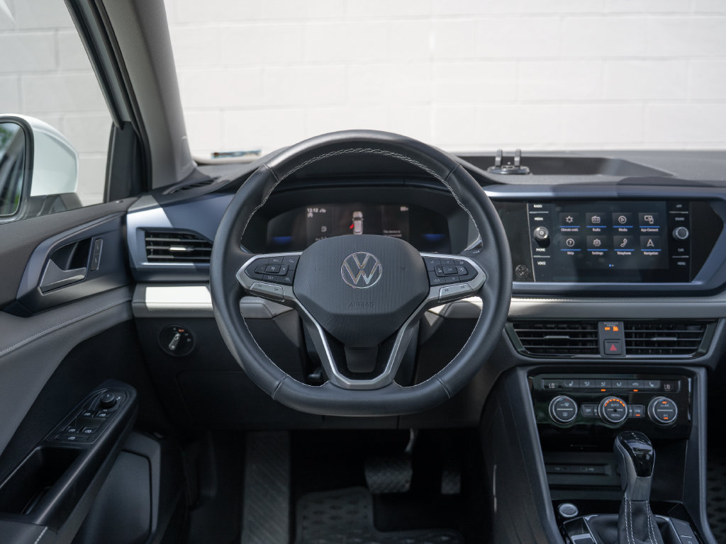 Certified 2023 Volkswagen Taos S FWD image 23