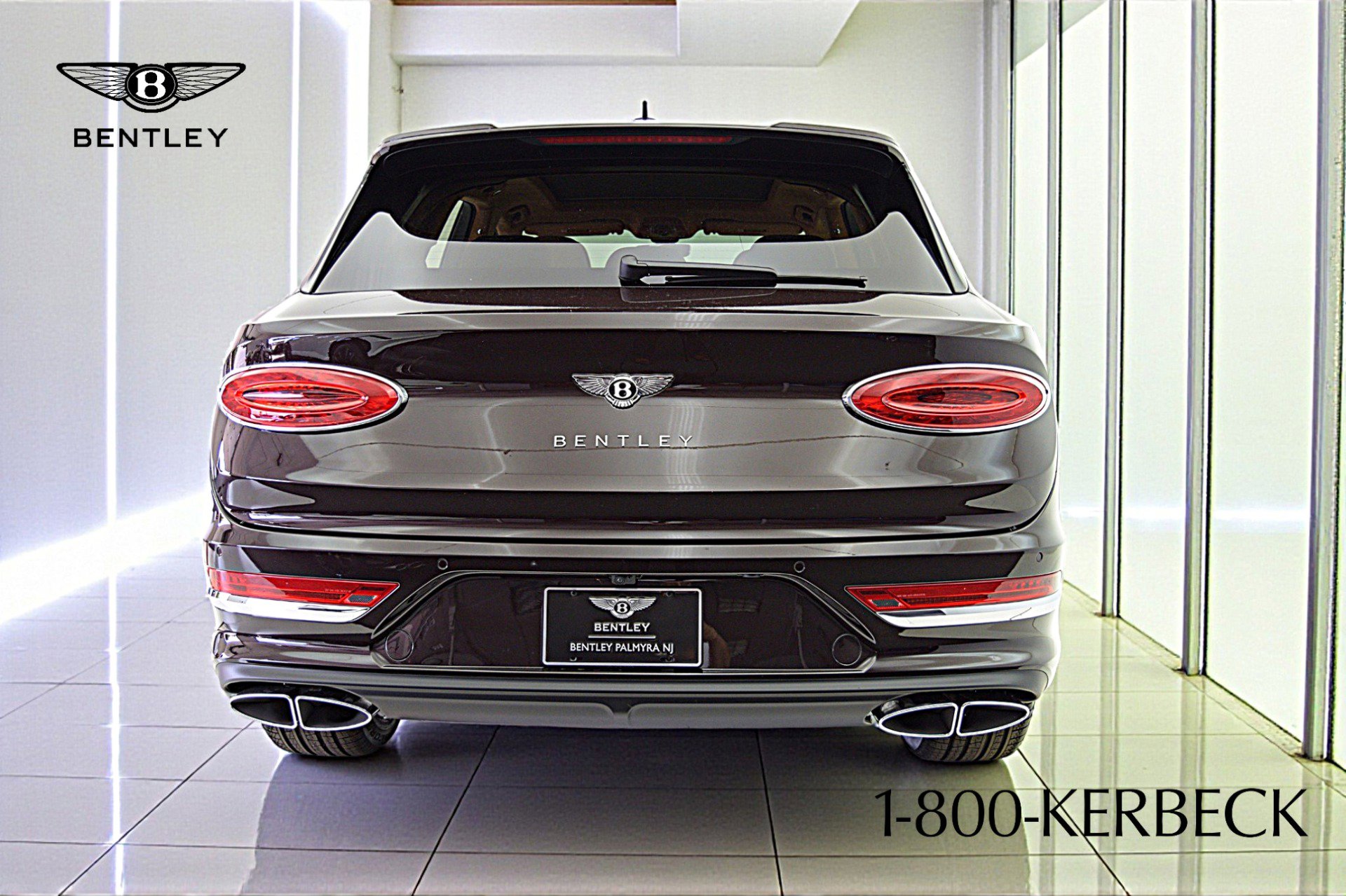 Used 2024 Bentley Bentayga image 7