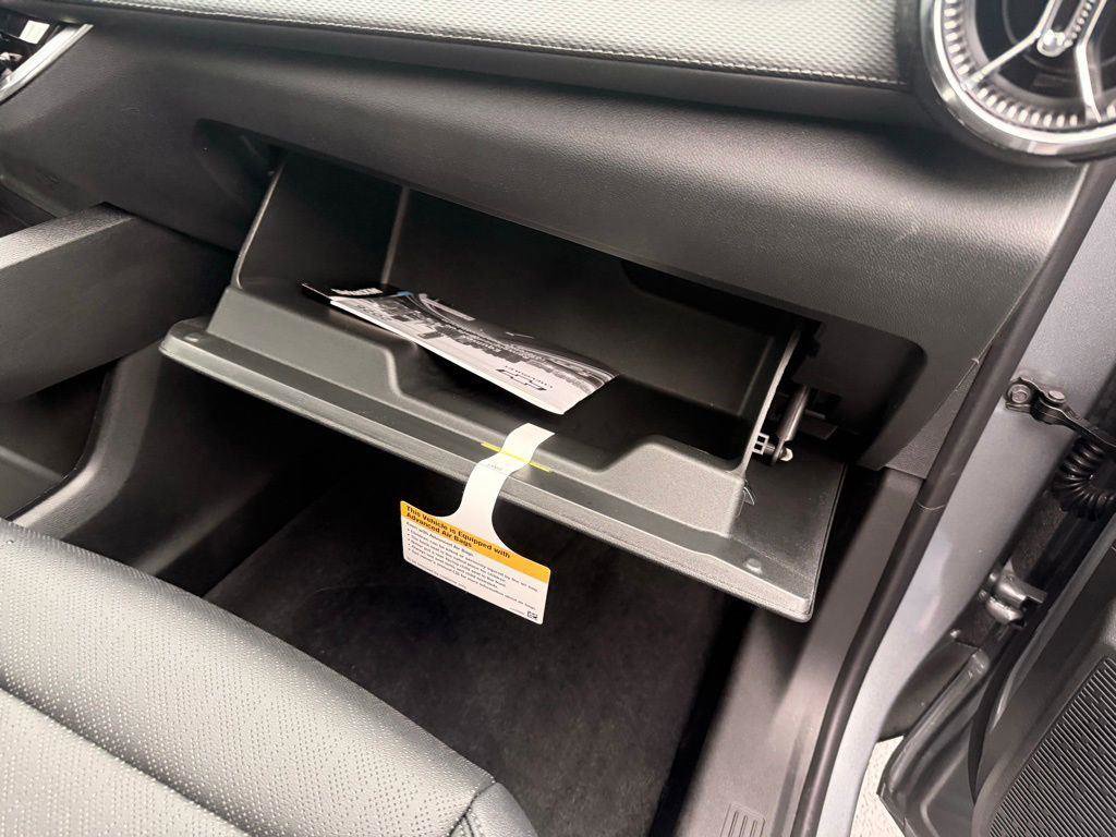 New 2026 Chevrolet Equinox LT w/ Convenience Package II image 21