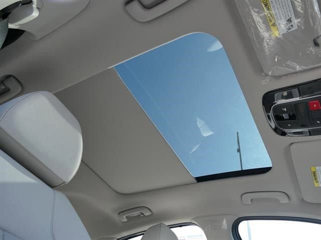 New 2025 Hyundai Sonata Limited image 60