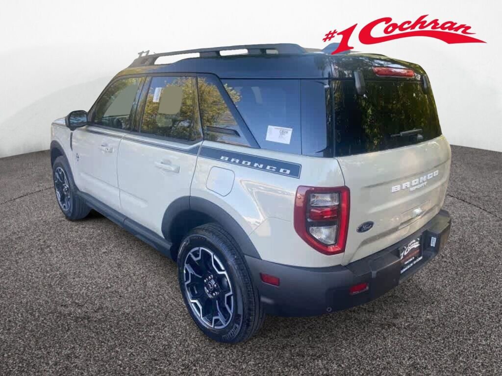 New 2025 Ford Bronco Sport Outer Banks w/ Outer Banks Tech Package+ AWD/4WD image 4