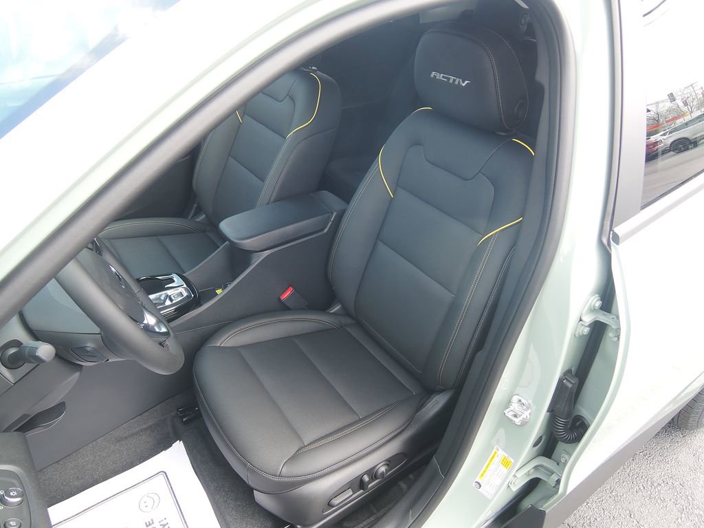New 2026 Chevrolet Trax ACTIV w/ Driver Confidence Package FWD image 5