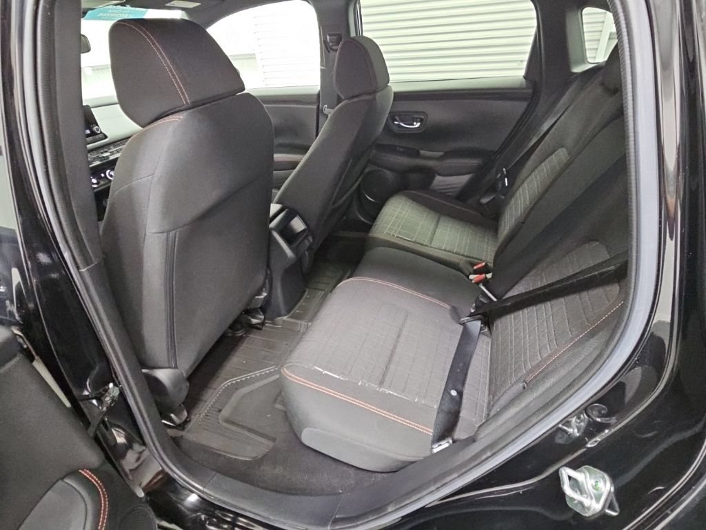 Used 2025 Honda HR-V Sport image 28