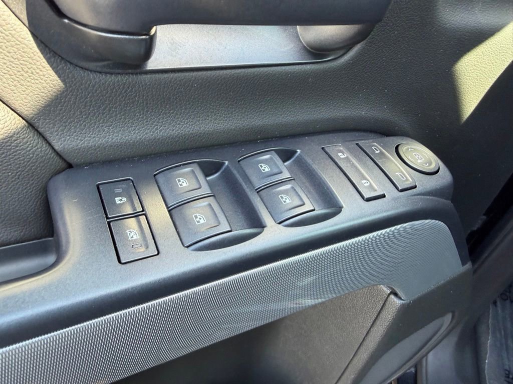 Used 2018 Chevrolet Silverado 1500 LT w/ All Star Edition AWD/4WD image 20