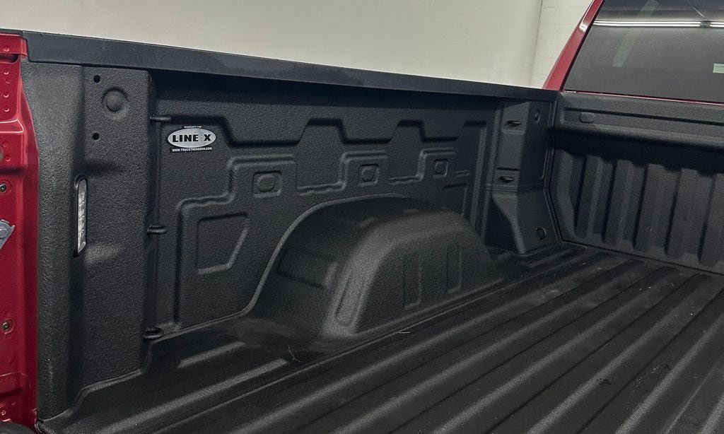 Used 2019 GMC Sierra 1500 Elevation w/ Elevation Value Package image 29