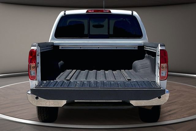 Used 2019 Nissan Frontier SL RWD image 16