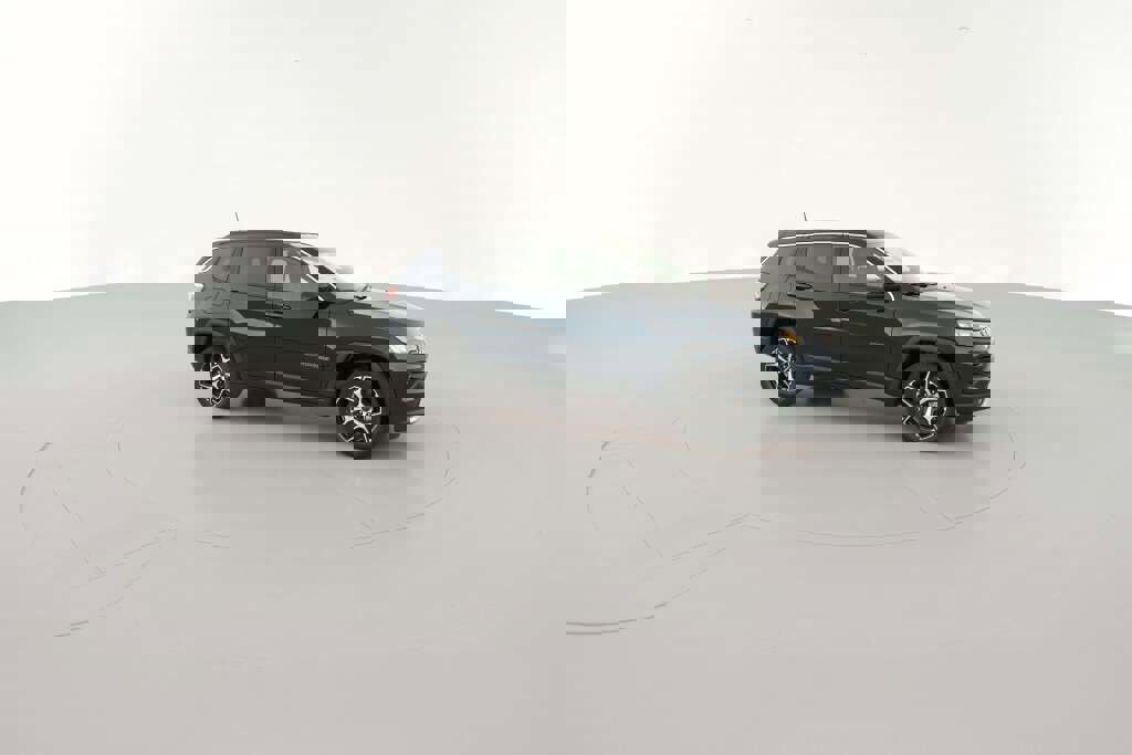 New 2026 Jeep Compass Limited image 15