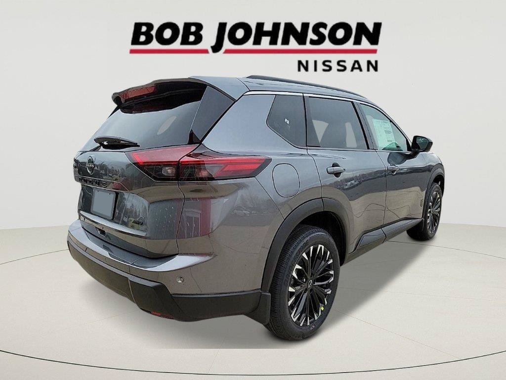 New 2026 Nissan Rogue Dark Armor AWD/4WD image 3