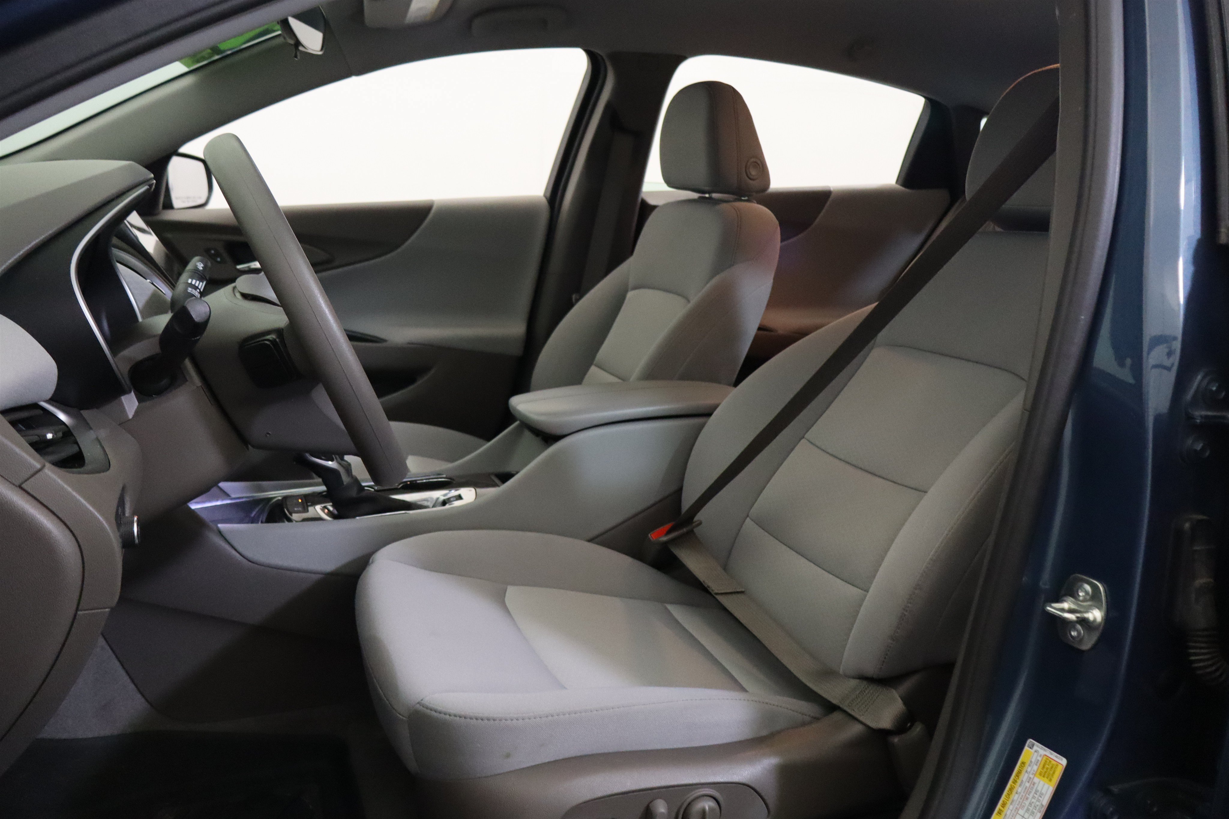 Used 2025 Chevrolet Malibu LT FWD image 22