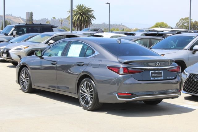 Certified 2023 Lexus ES 300h w/ Premium Package FWD image 19