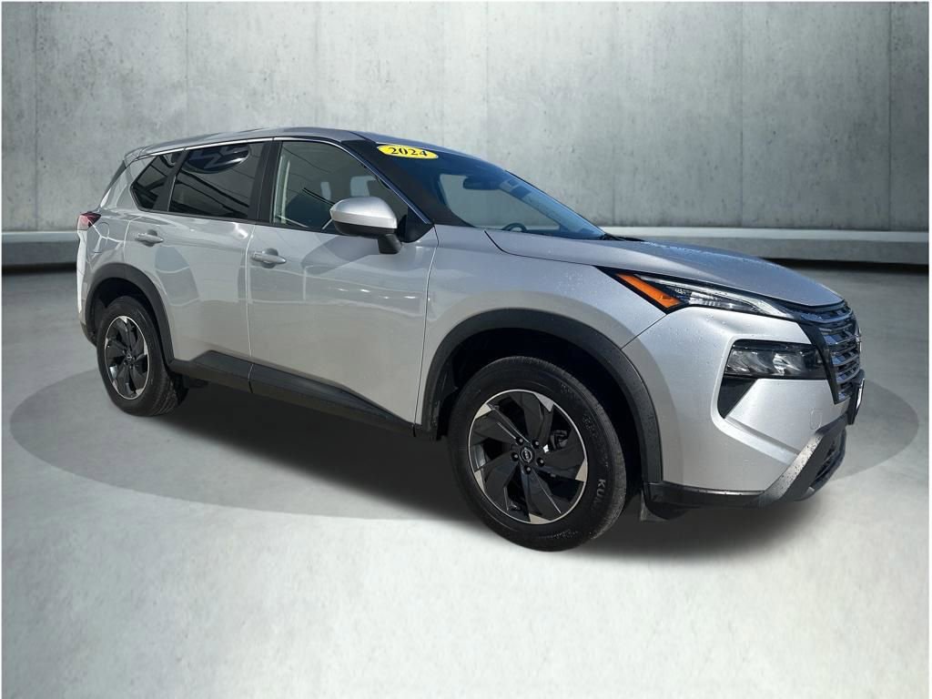 Used 2024 Nissan Rogue SV image 8