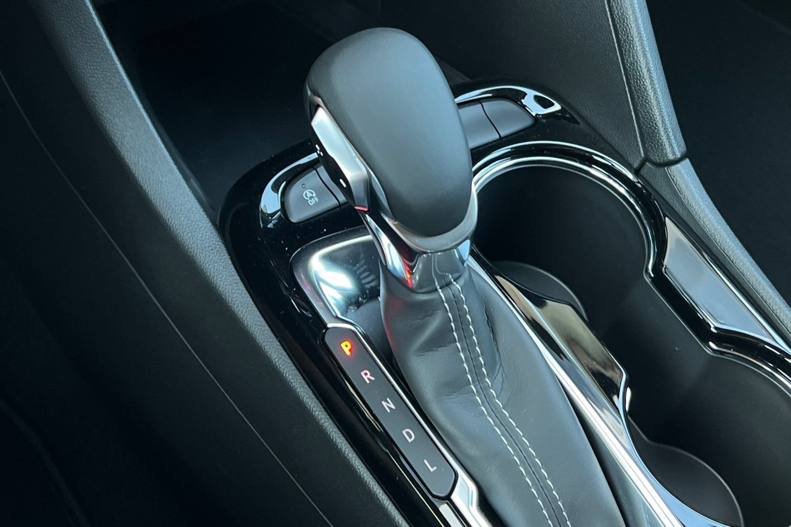 New 2026 Buick Encore GX Sport Touring FWD image 19