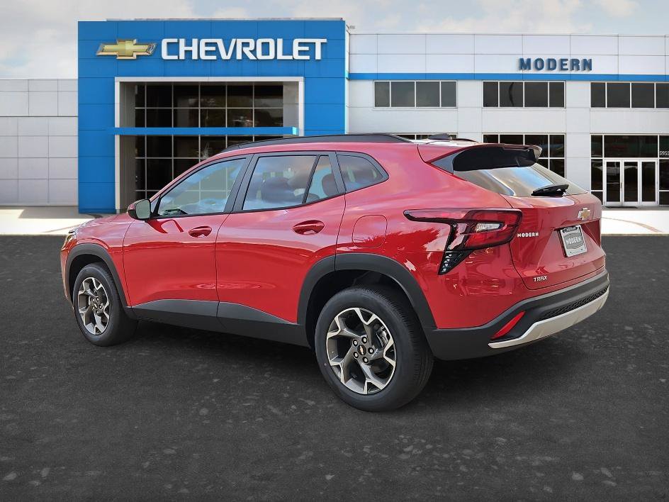 New 2026 Chevrolet Trax LT FWD image 3
