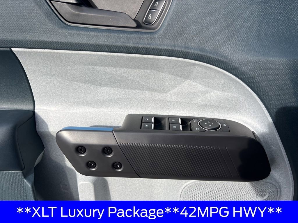 New 2025 Ford Maverick XLT w/ XLT Luxury Package image 19
