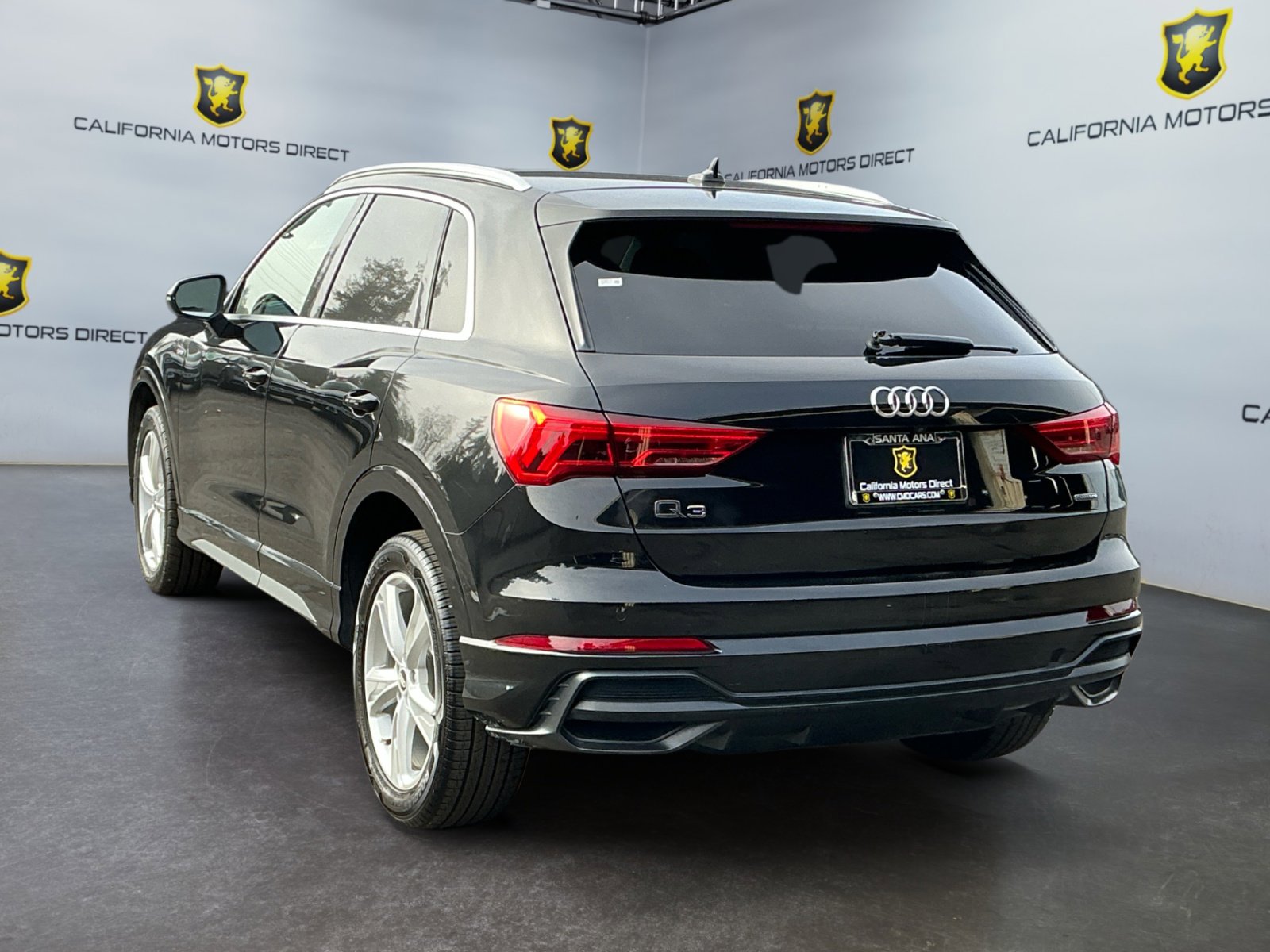 Used 2021 Audi Q3 2.0T Premium w/ Convenience Package image 7