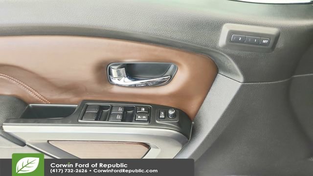 Used 2018 Nissan Titan Platinum Reserve w/ Platinum Utility Package image 20
