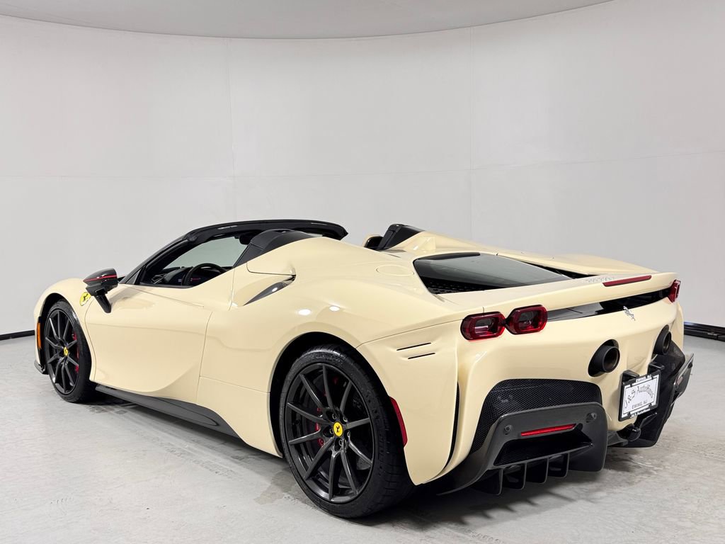 Used 2024 Ferrari SF90 Spider AWD/4WD image 5