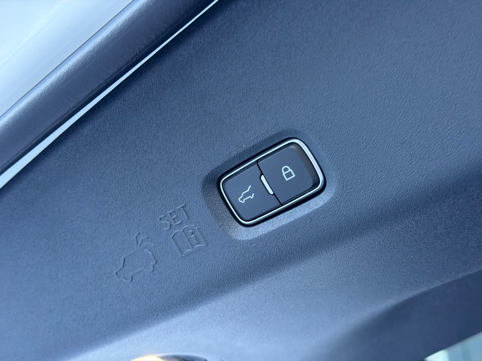 New 2026 Lincoln Navigator L Reserve AWD/4WD image 9