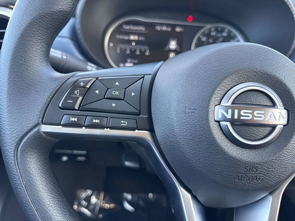 Used 2025 Nissan Versa SV FWD image 13