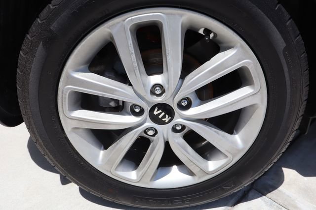 Used 2017 Kia Soul + FWD image 44