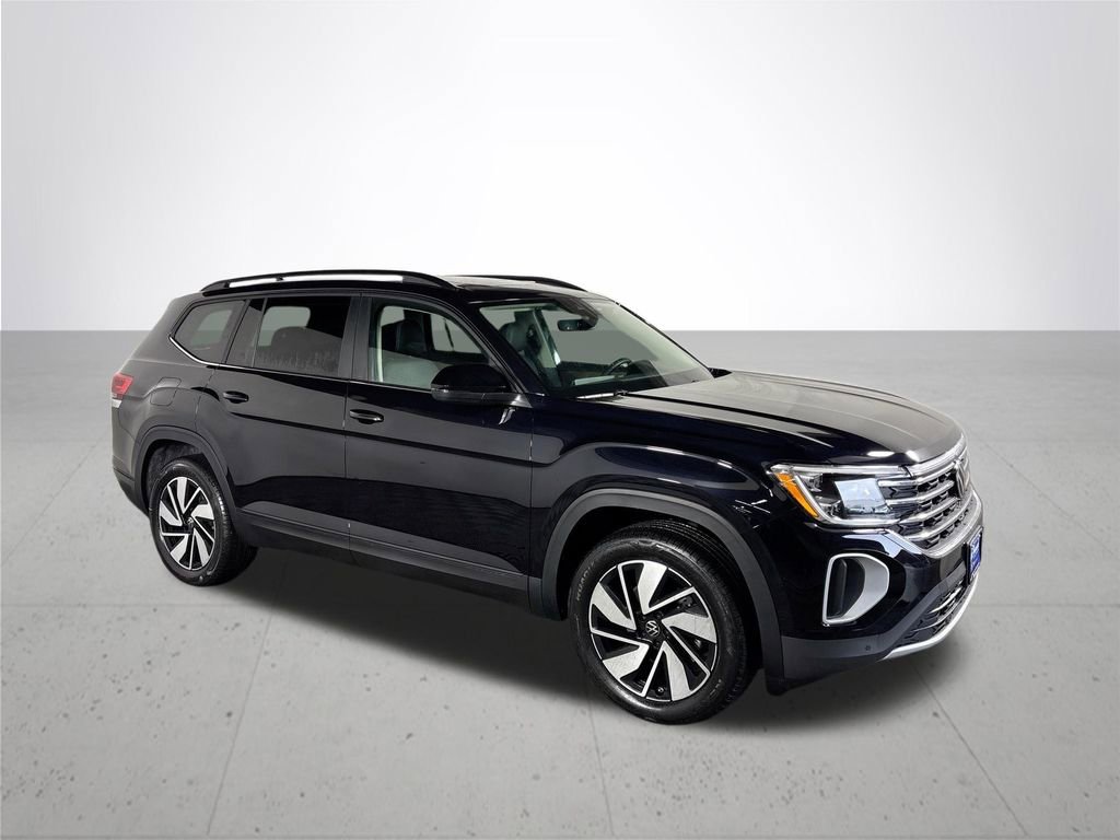 New 2026 Volkswagen Atlas SE image 4