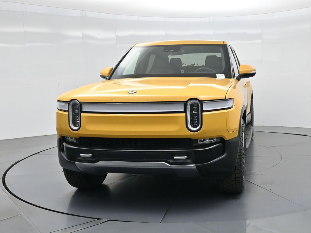 Used 2022 Rivian R1T Adventure image 3