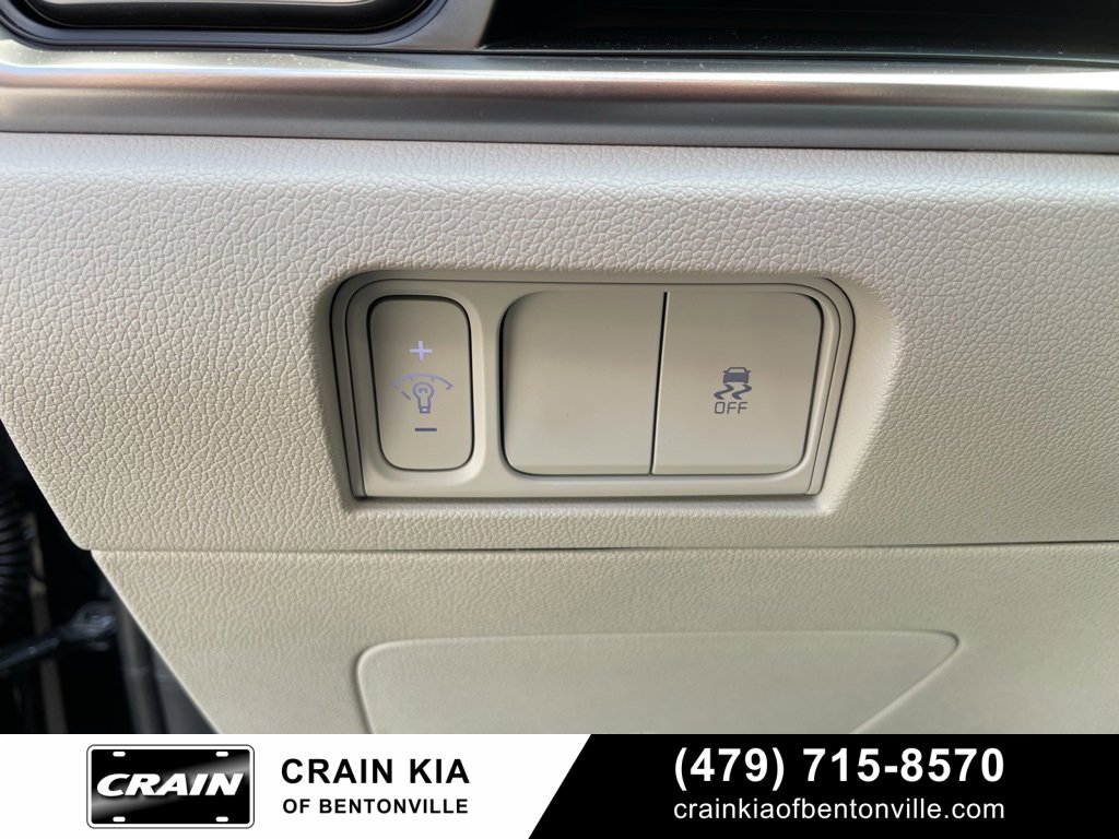 New 2025 Kia Sorento S image 11