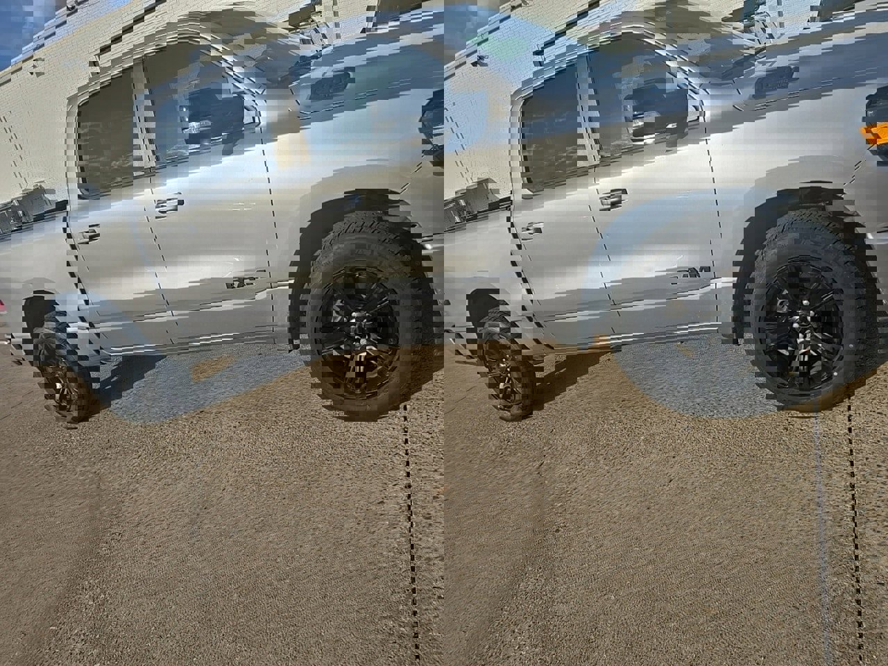 Used 2021 RAM 1500 Lone Star image 3