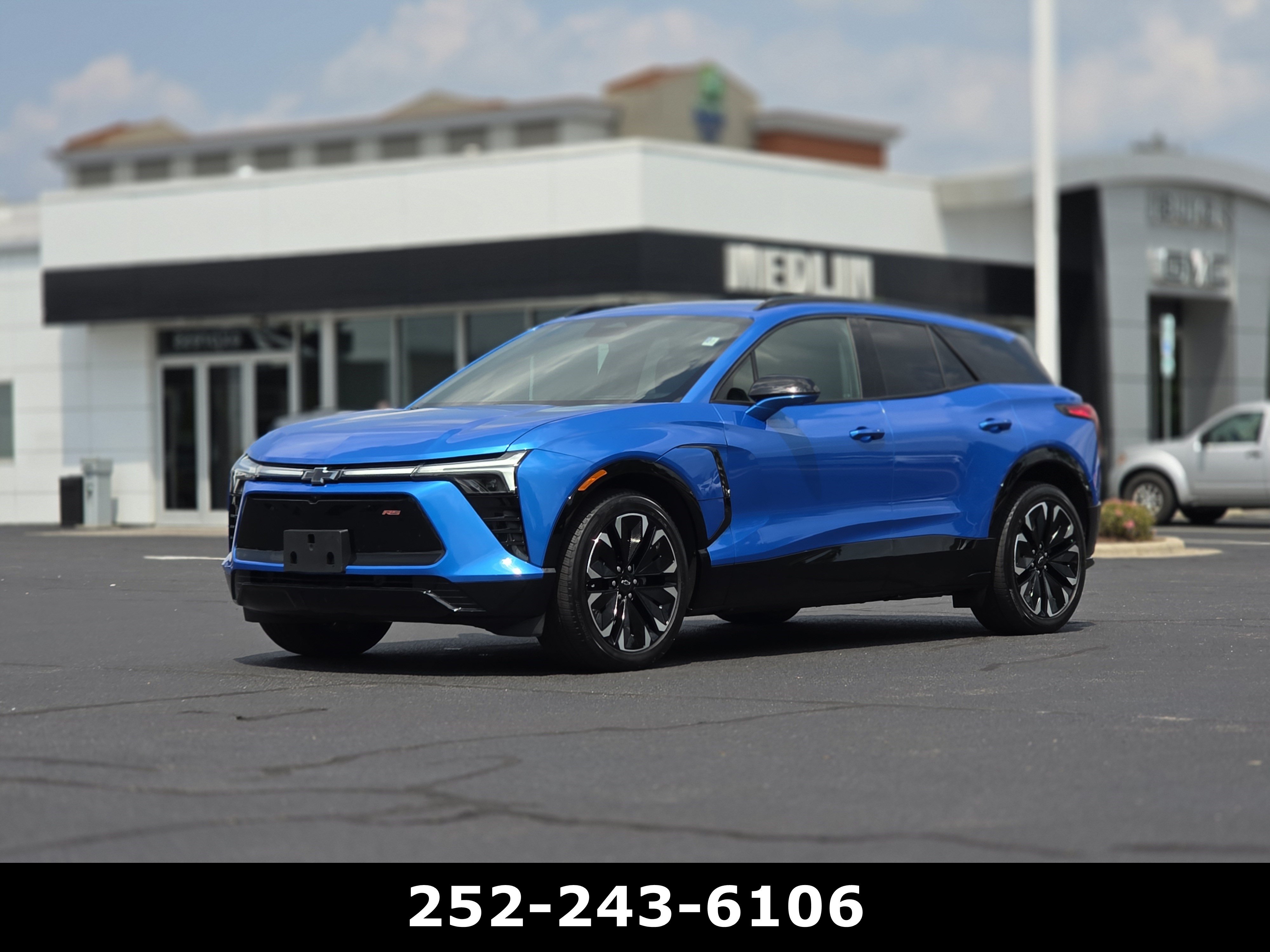 Used 2024 Chevrolet Blazer EV RS RWD image 3