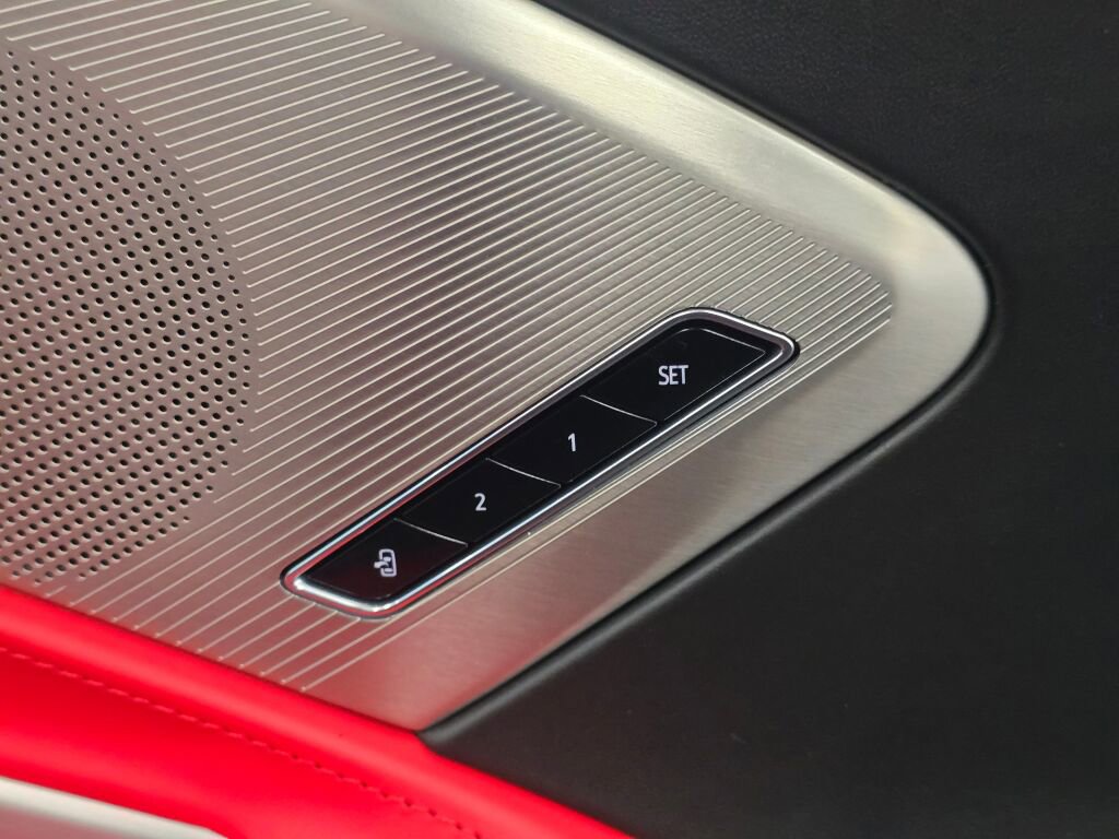 Used 2024 Chevrolet Corvette Stingray image 29