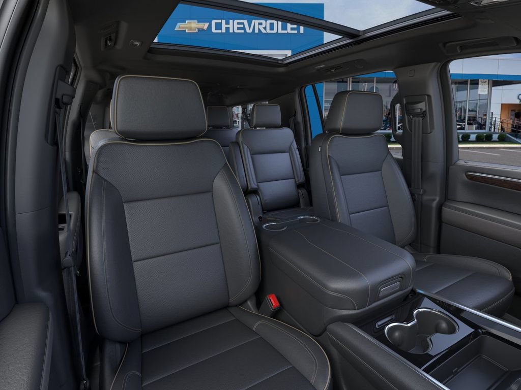 New 2026 Chevrolet Suburban Premier w/ Sun And Tow Package AWD/4WD image 16